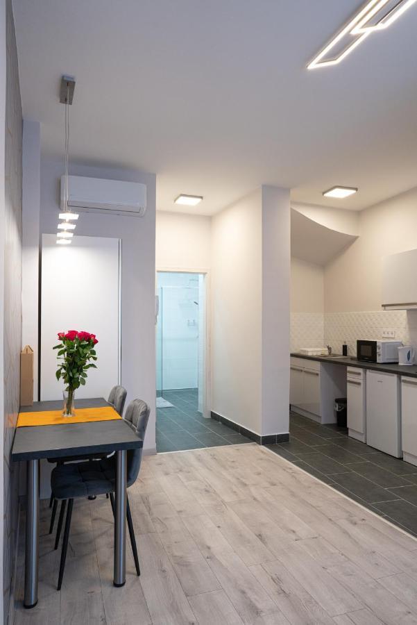 Var Apartman Eger Exterior foto